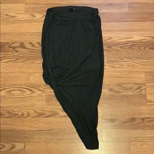 EXPRESS Asymmetric skirt